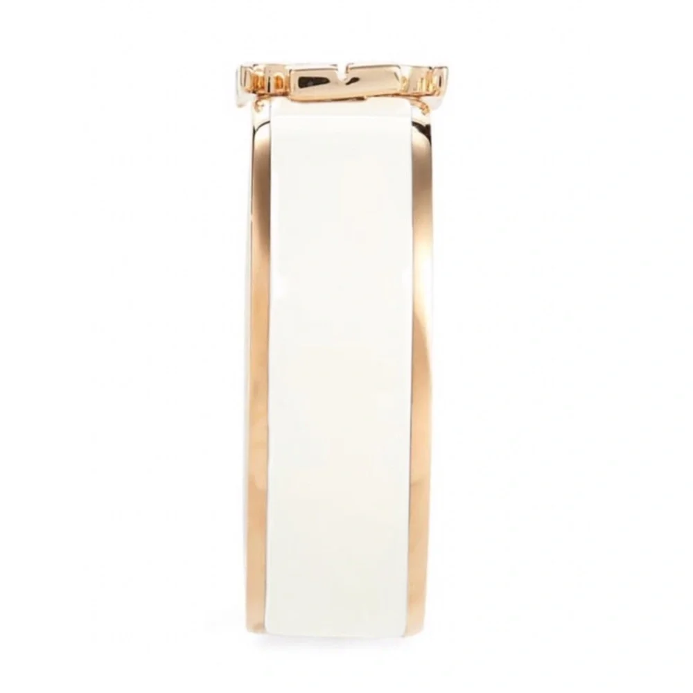 Tory Burch bring rich